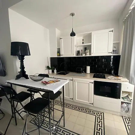 Top Central Suite 아파트 *